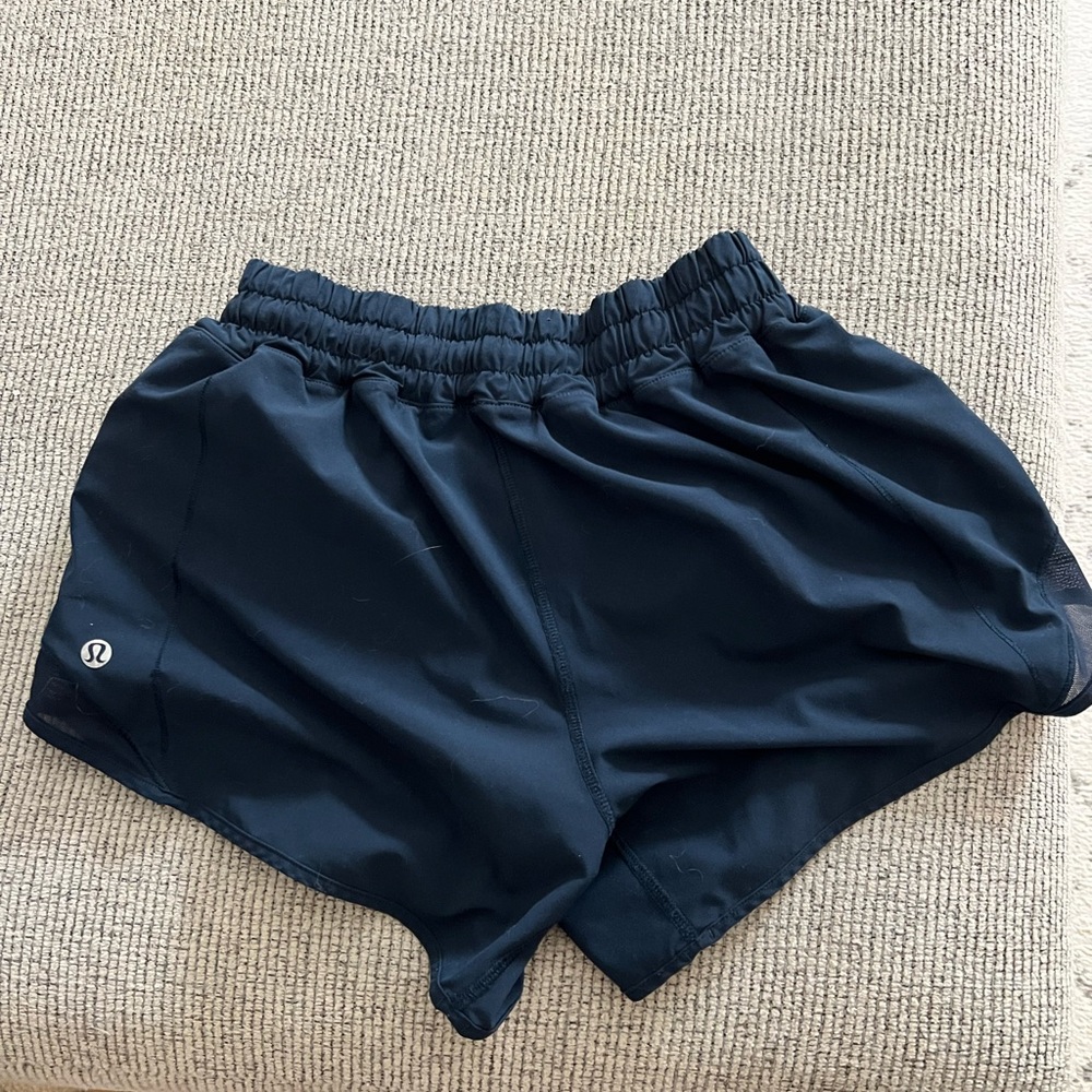 Lululemon Hotty Hot shorts size 4